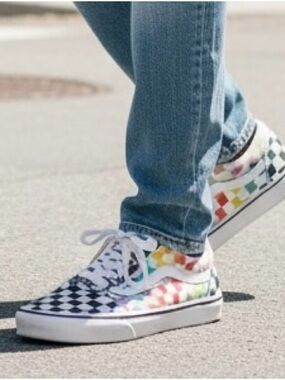 Vans Checkerboard Rainbow Sneakers Low Top Skate Shoes Womens 6.5